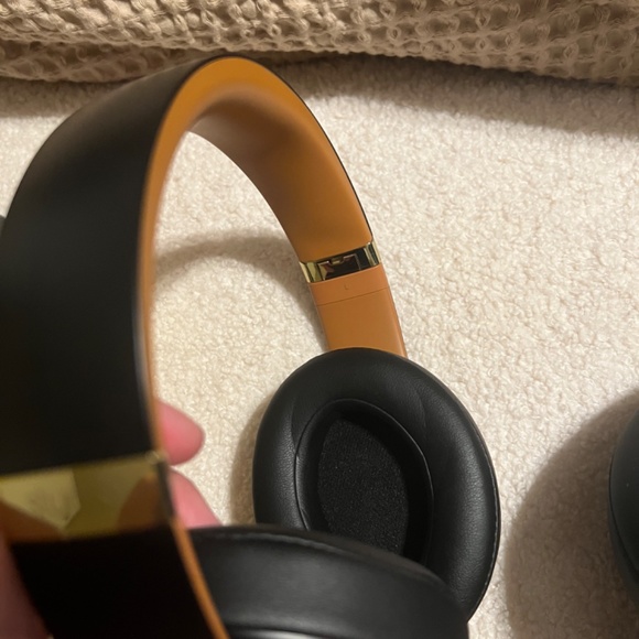 Beats headphones - Picture 6 of 10